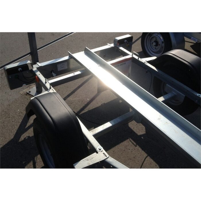 remorque-porte-1-moto-350-kg-norauto-pm1-384174-2-1.jpg